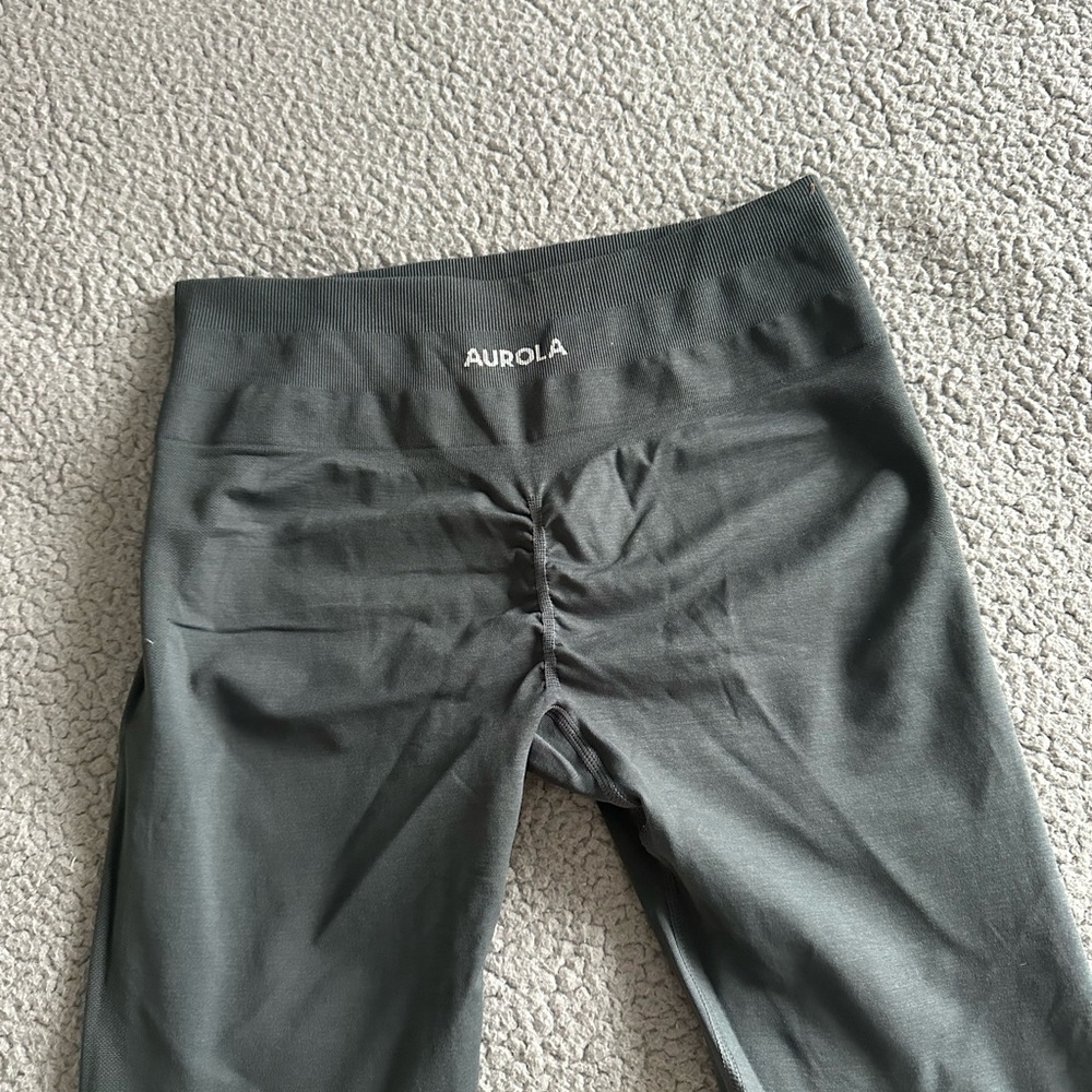 Aurola Scrunch Butt Workout Leggings